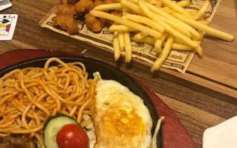 日常治愈系文案：风吹又日晒，自由又自在