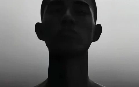 清醒且自律的小众文案