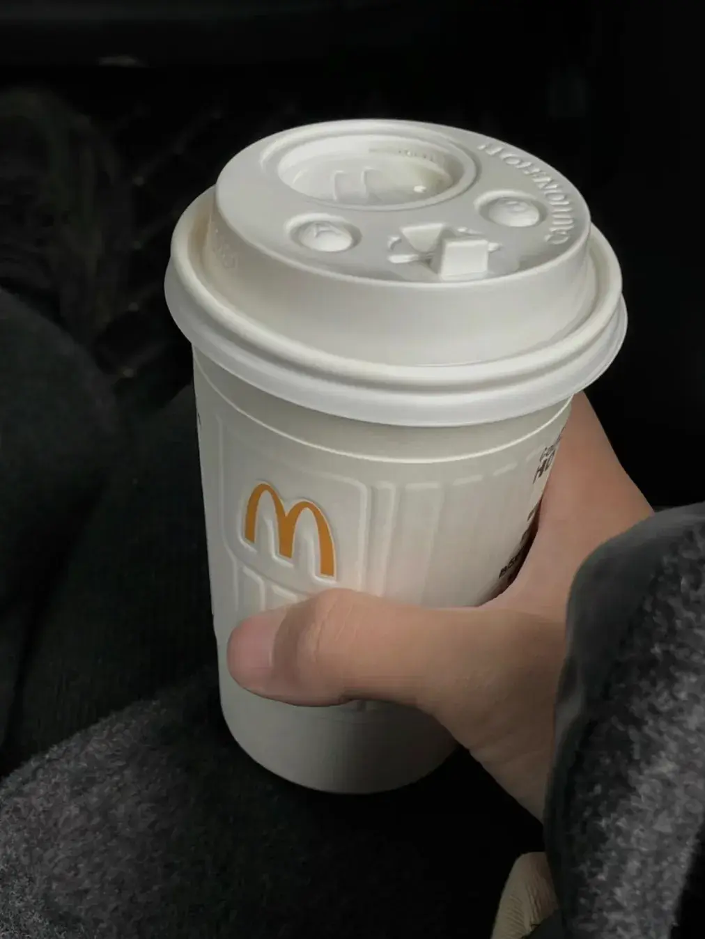 意难平文案｜不做数的承诺，我捡起来听了又听