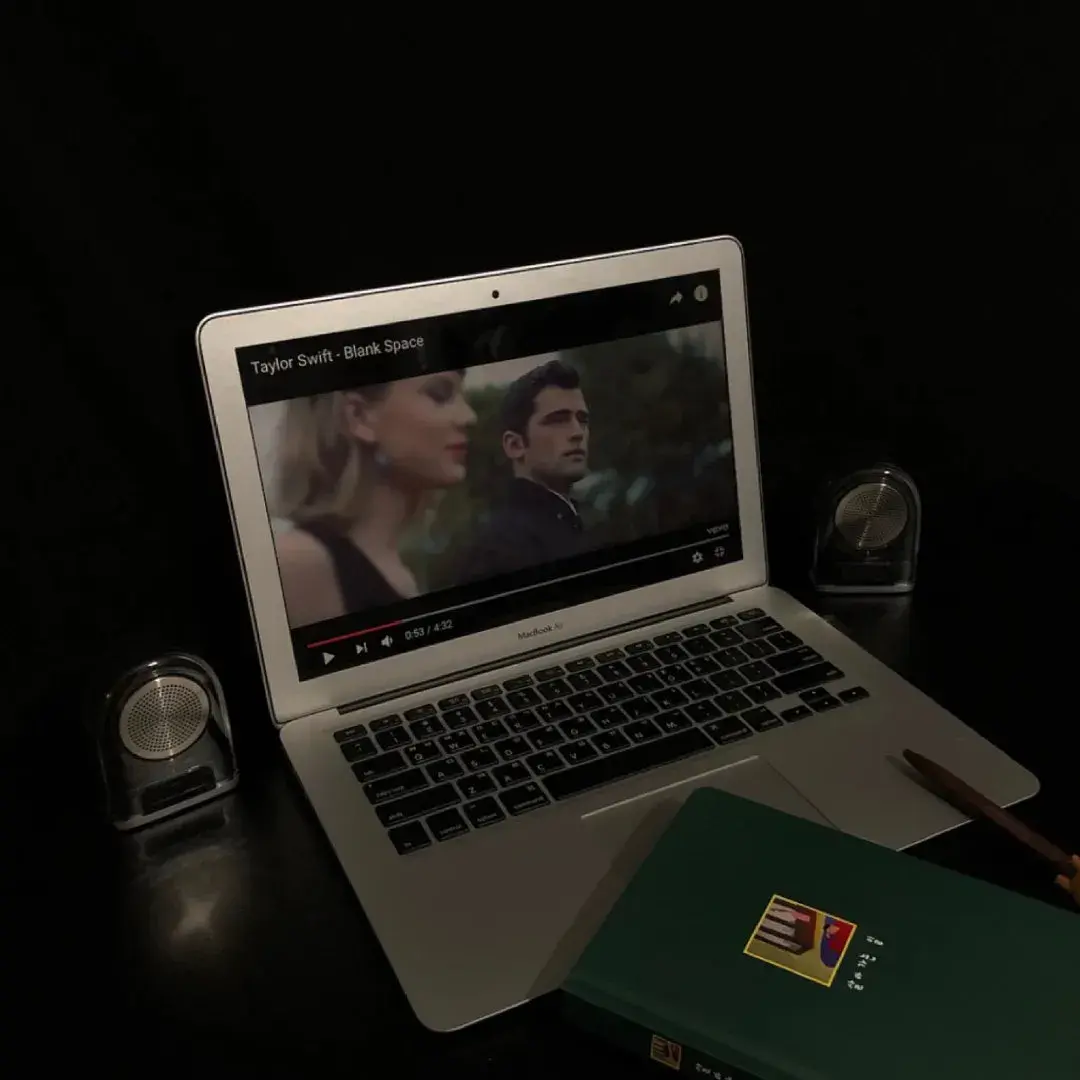 适合官宣的短句文案