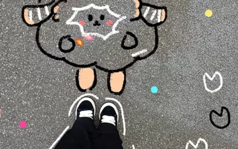 高级小众的文案（无关爱情）“不说永远，在每个瞬间”